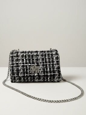 💖 NWT Badgley Mischka Black & White Tweed Crossbody ✨ Chain Strap Bag